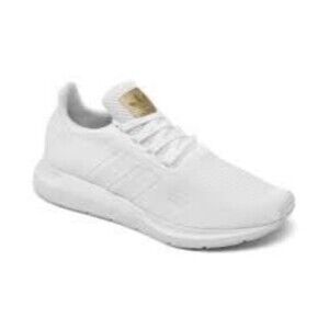 Women’s white Adidas swift run shoes size 7.5